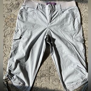 Gloria Vanderbilt Light Gray Pants